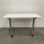 #367 National Nesting Tables